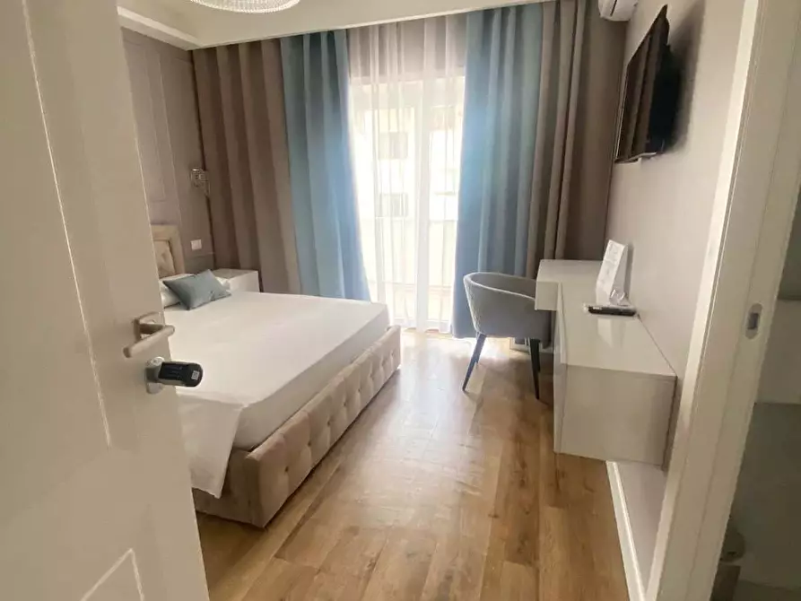 Immagine 5 di Camera in affitto  in Via Oderisi da Gubbio199 a Roma