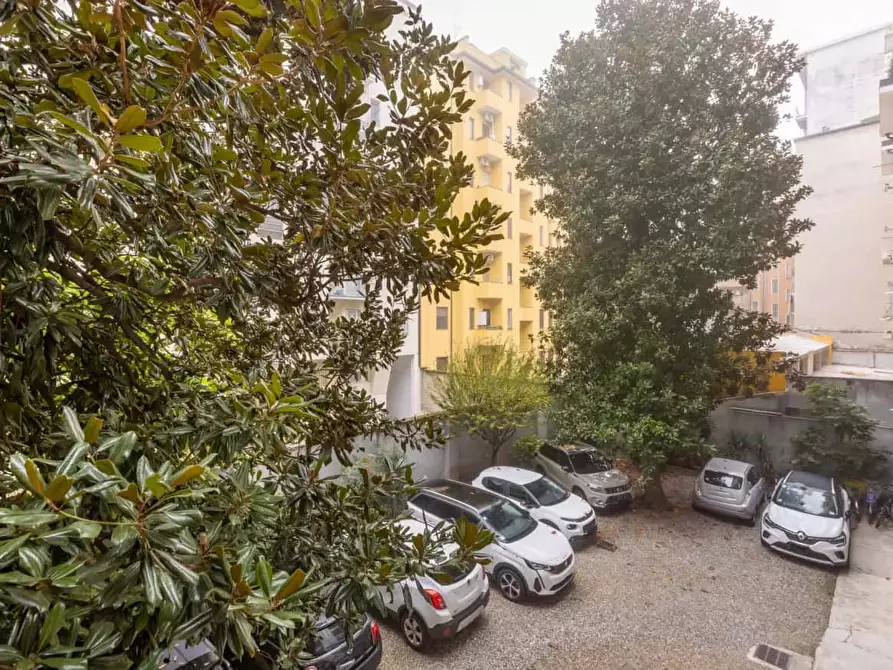 Immagine 43 di Appartamento in affitto  in Via Meloria8 a Milano