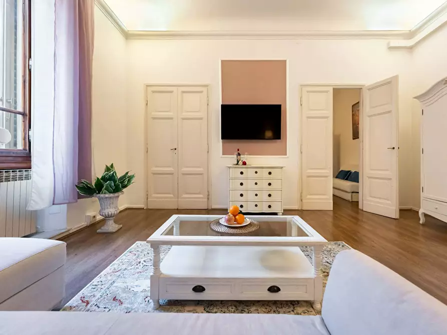 Immagine 25 di Appartamento in affitto  in Via degli Speziali a Firenze