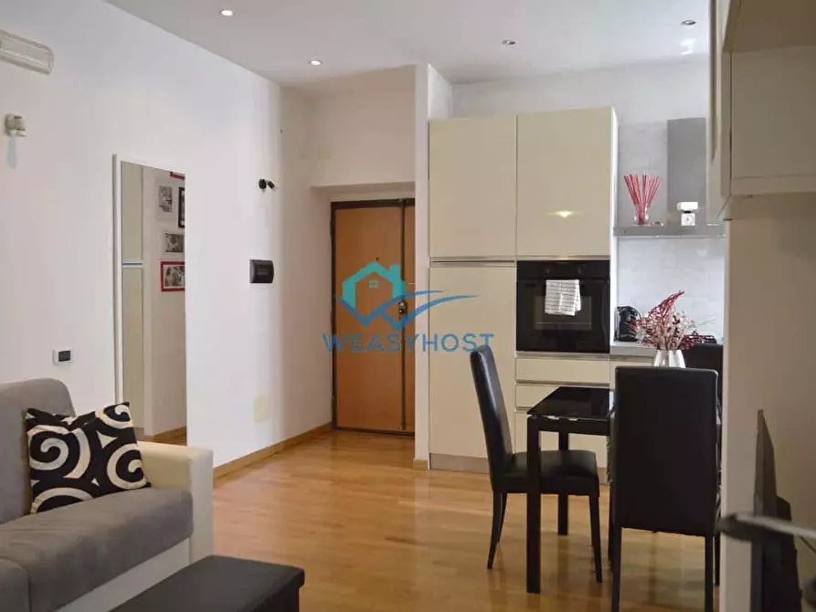 Immagine 6 di Appartamento in affitto  in Via Metaponto16 a Roma