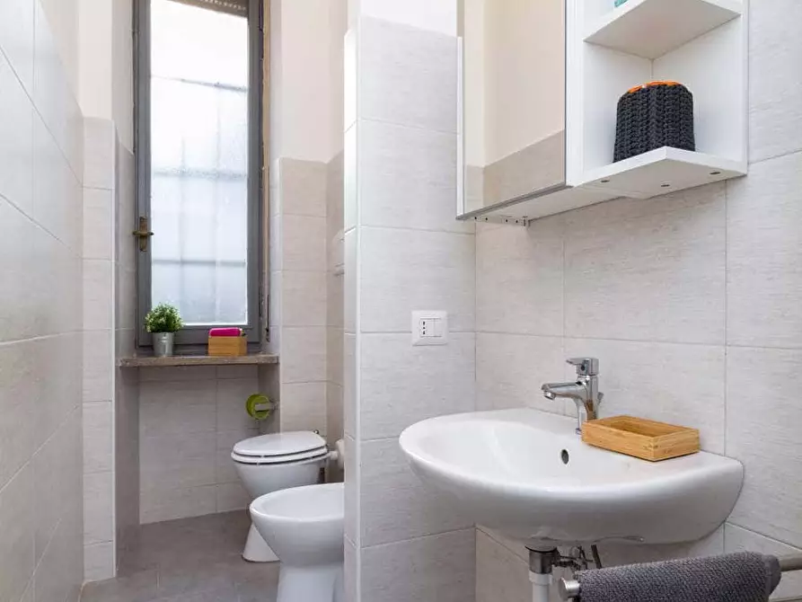 Immagine 22 di Camera in affitto  in Via Larga26 a Milano