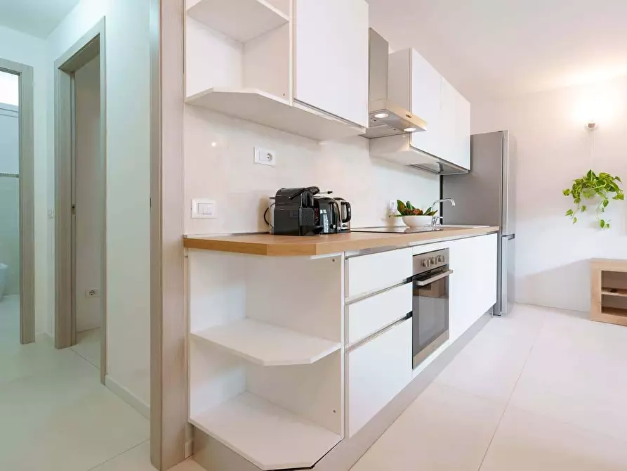 Immagine 28 di Appartamento in affitto  in Via Porrettana117 a Bologna