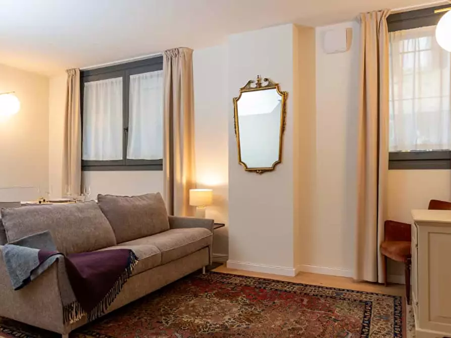 Immagine 2 di Appartamento in affitto  in Via Melzo28 a Milano