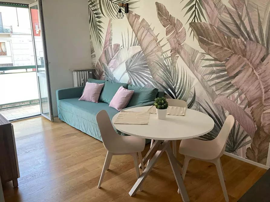 Immagine 1 di Appartamento in affitto  in Alzaia Naviglio Grande44 a Milano
