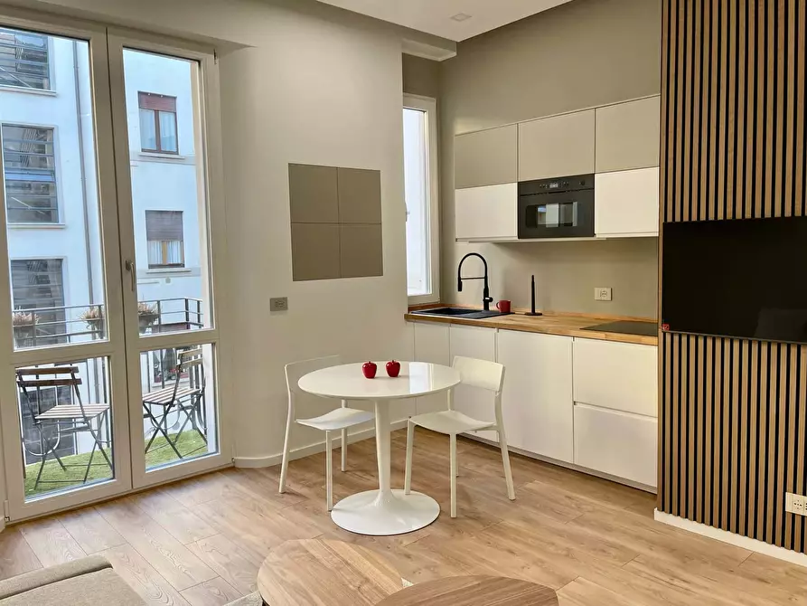 Immagine 3 di Appartamento in affitto  in Corso Vercelli7 a Milano