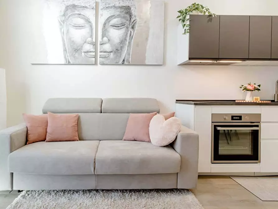 Immagine 14 di Appartamento in affitto  in Viale Carlo Troya23 a Milano