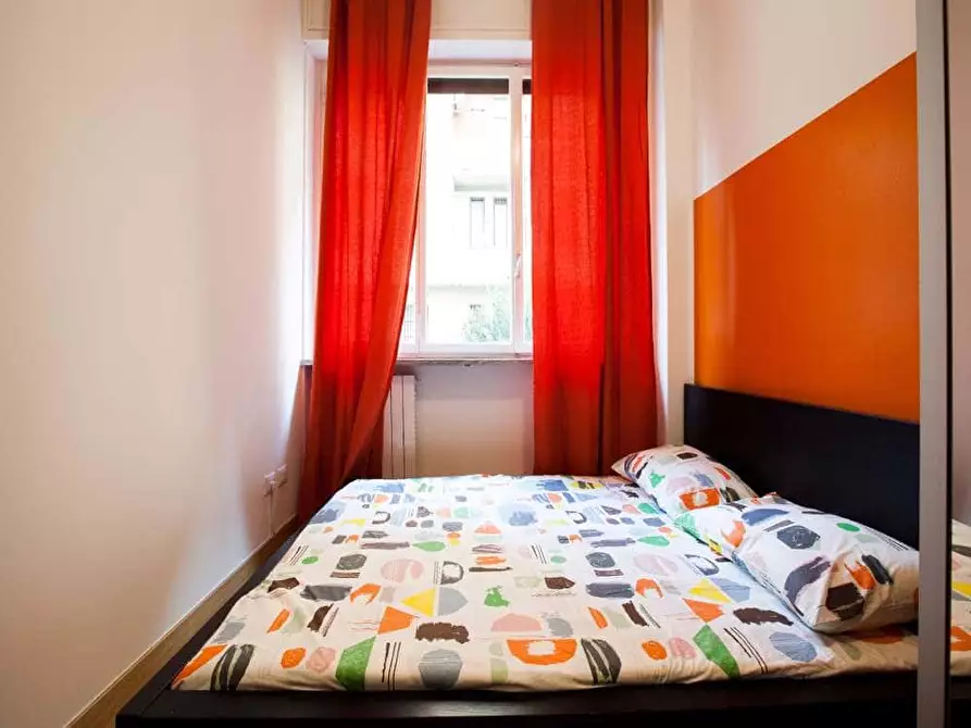 Immagine 2 di Camera in affitto  in Via Ravizza34 a Milano