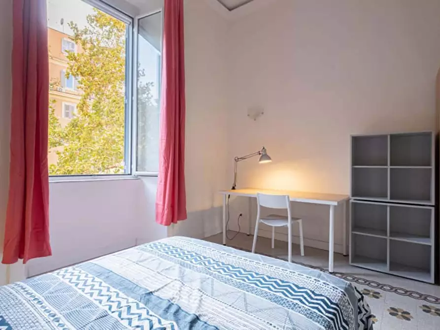 Immagine 3 di Camera in affitto  in Viale Regina Margherita199 a Roma