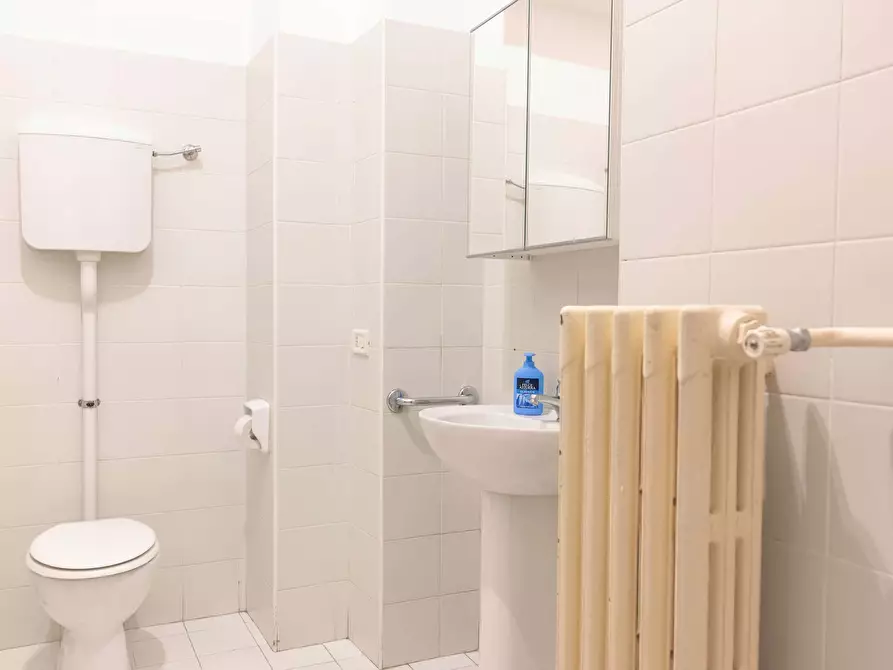 Immagine 8 di Camera in affitto  in Via Aldo Barbaro15 a Torino