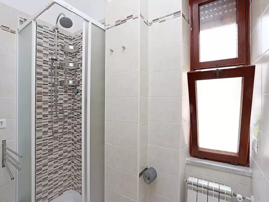 Immagine 22 di Camera in affitto  in Via Gualdo Tadino4 a Roma