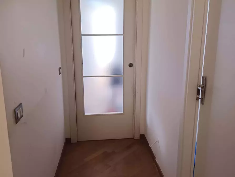 Immagine 19 di Camera in affitto  in Via Amerigo Vespucci11 a Cologno Monzese
