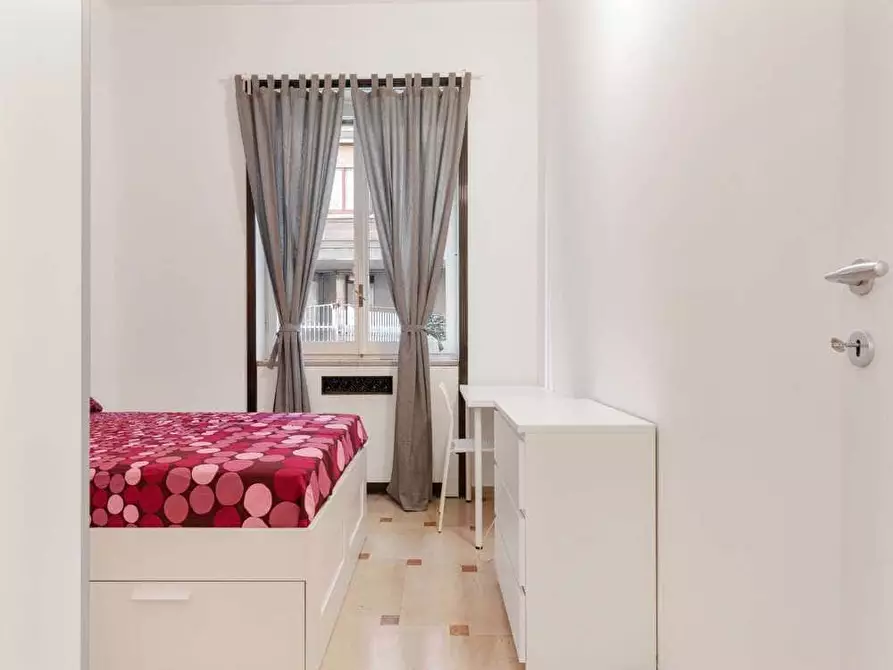 Immagine 3 di Camera in affitto  in Via Lentasio9 a Milano