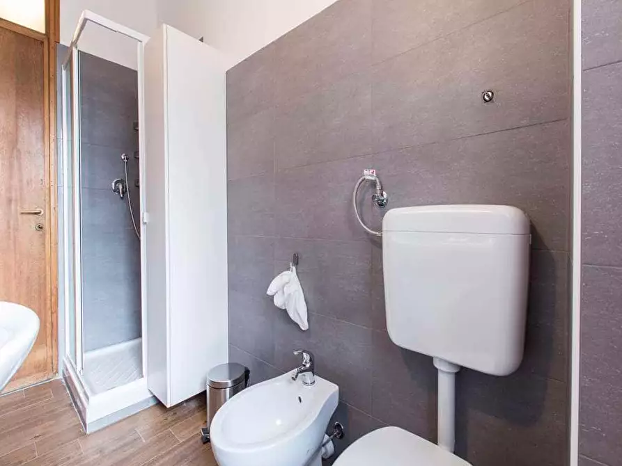 Immagine 33 di Camera in affitto  in Via Rubens23 a Milano