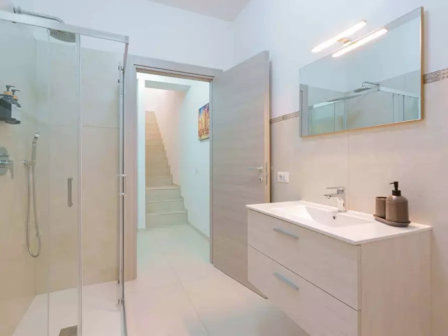 Immagine 14 di Appartamento in affitto  in Via Porrettana117 a Bologna