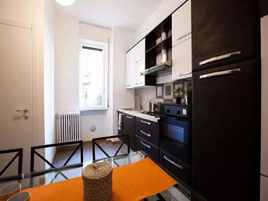 Immagine 12 di Camera in affitto  in Via Ravizza34 a Milano