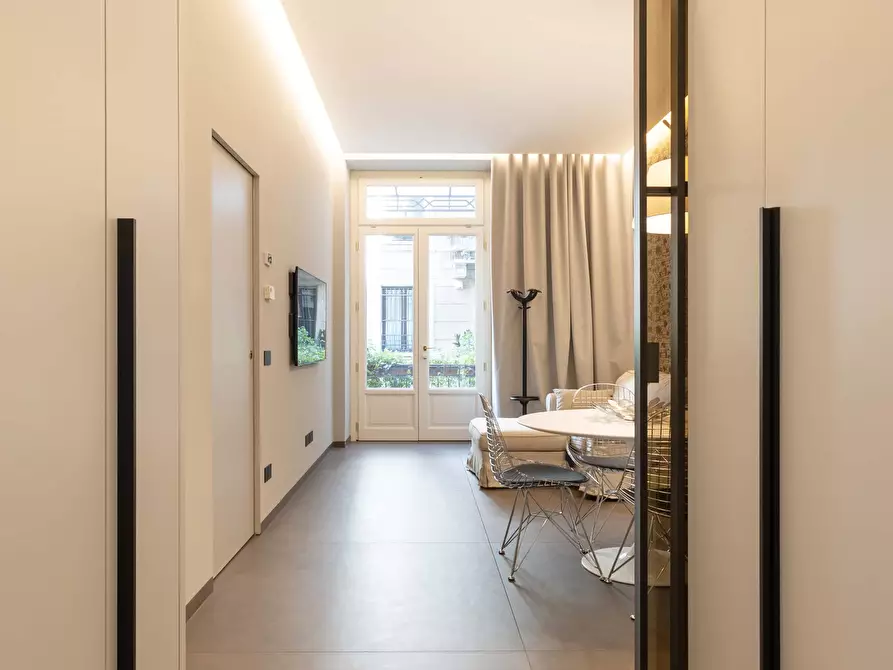 Immagine 10 di Appartamento in affitto  in Via Guido D'Arezzo8 a Milano