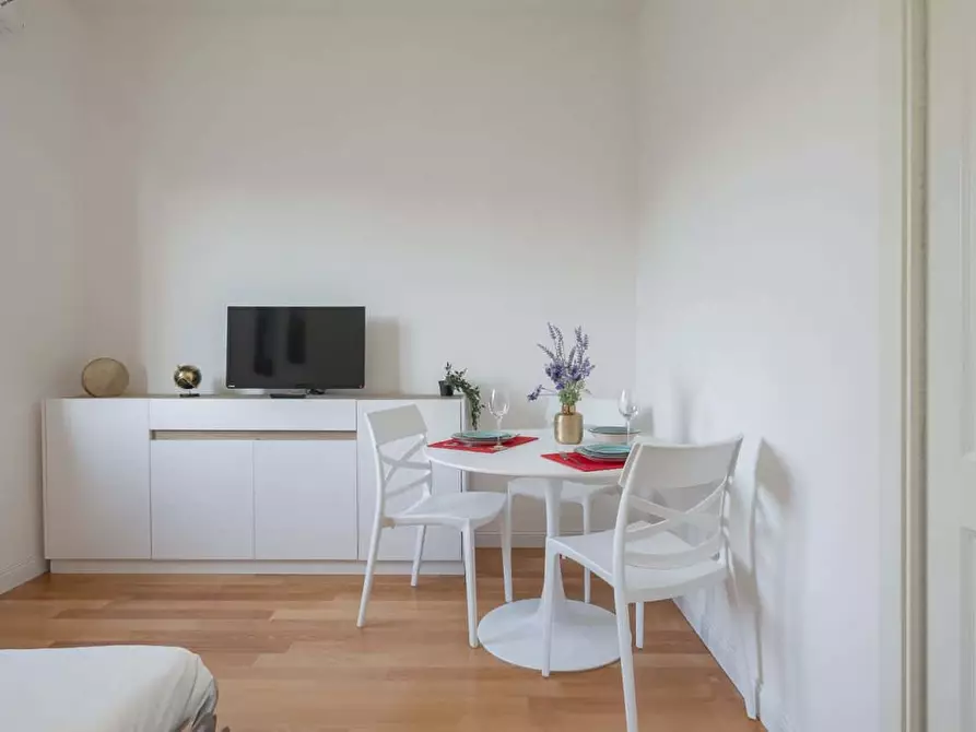 Immagine 12 di Appartamento in affitto  in Via Gressoney1 a Milano