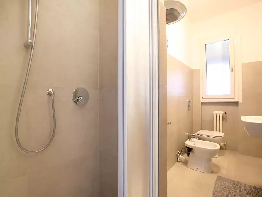 Immagine 21 di Camera in affitto  in Via Carlo Marx5 a Milano