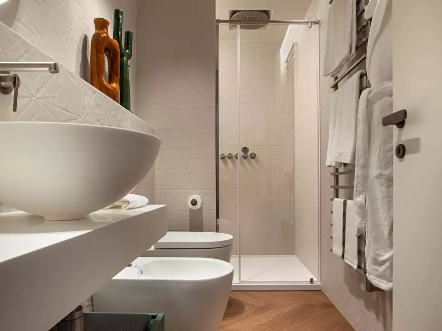 Immagine 9 di Appartamento in affitto  in Via Alessandro Manzoni25 a Milano