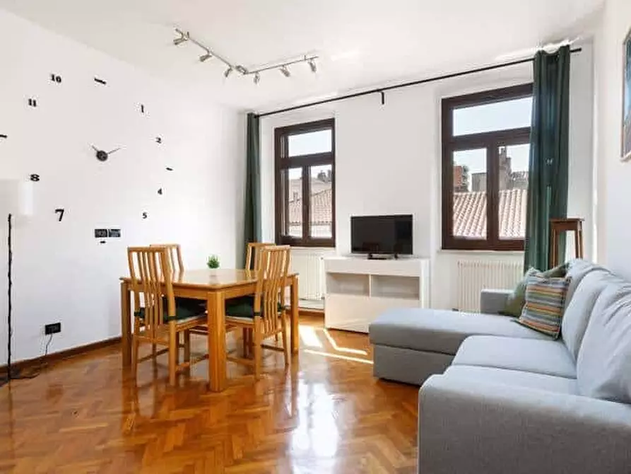 Immagine 1 di Appartamento in affitto  in Via Tiziano Vecellio11 a Trieste