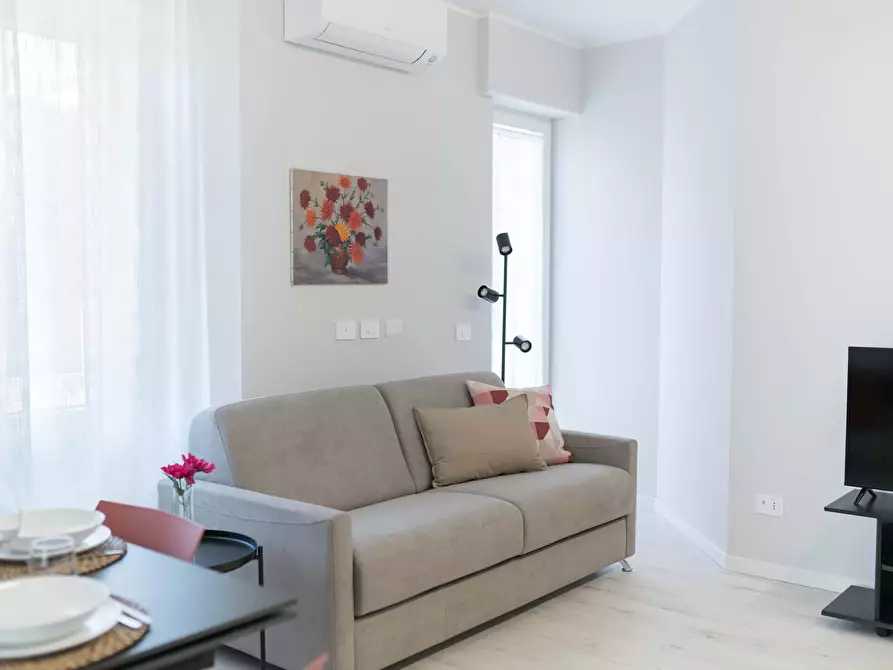 Immagine 3 di Appartamento in affitto  in Via Alfredo Comandini4 a Milano