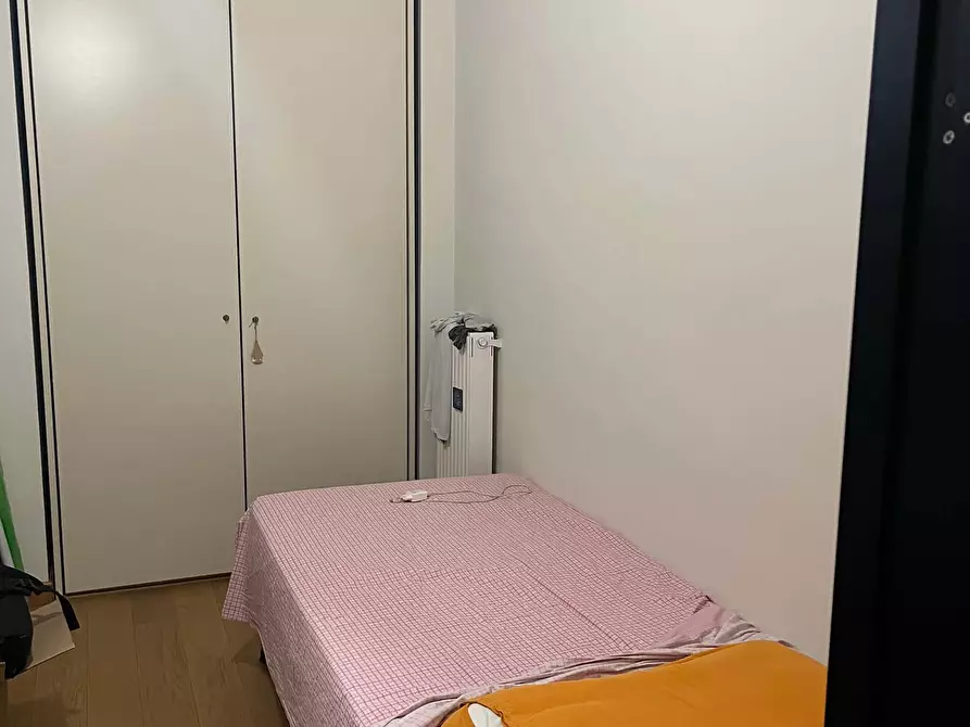 Immagine 2 di Camera in affitto  in Via del Fosso del Torrino5 a Roma