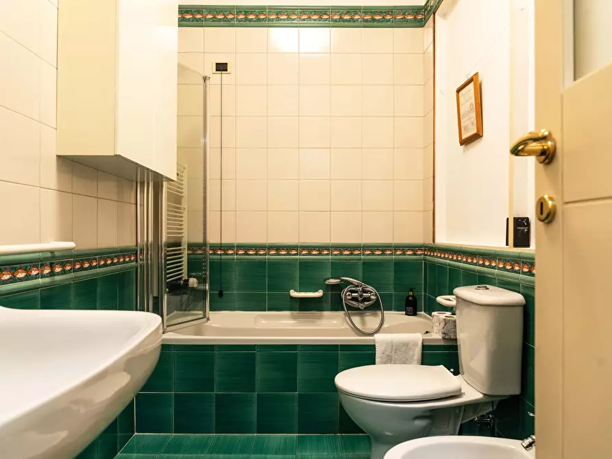 Immagine 41 di Appartamento in affitto  in Via dell'Annunciata7 a Milano