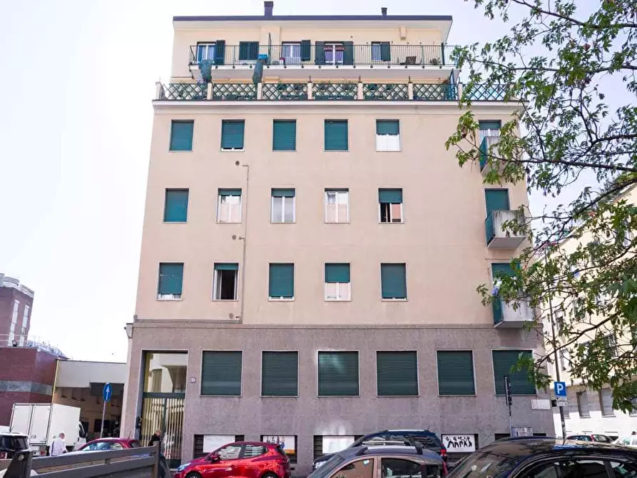 Immagine 32 di Camera in affitto  in Via Legnone15 a Milano