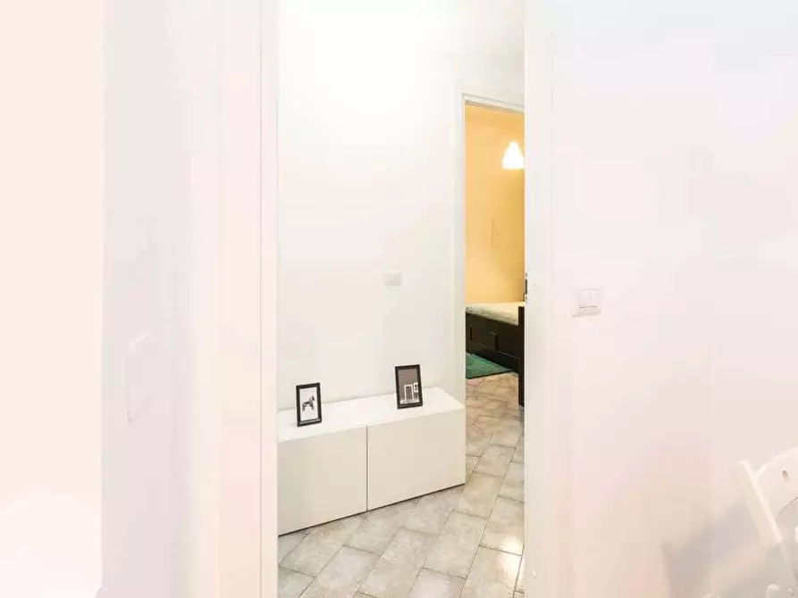 Immagine 32 di Camera in affitto  in Corso San Gottardo40 a Milano