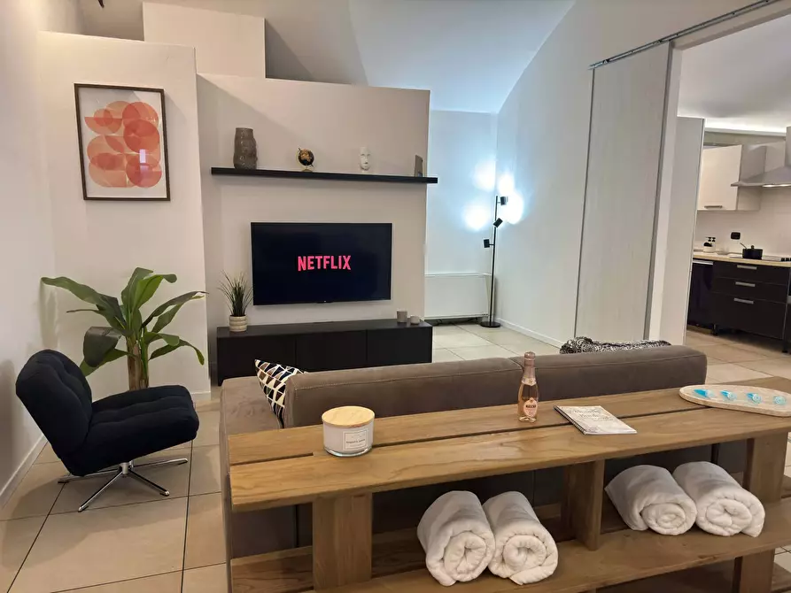Immagine 9 di Appartamento in affitto  in Via Giuseppe Brambilla9 a Como