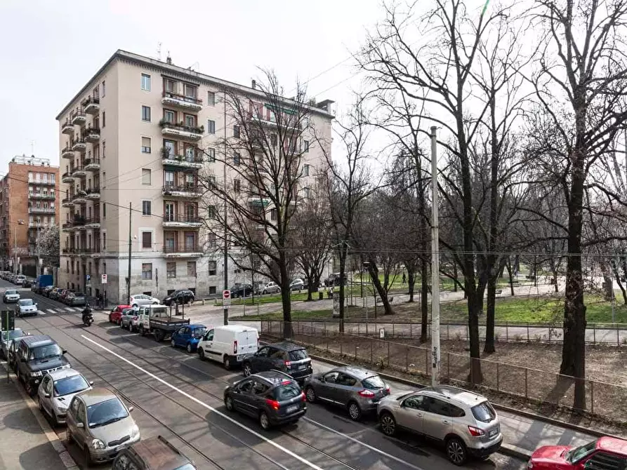 Immagine 10 di Camera in affitto  in Viale Coni Zugna27 a Milano