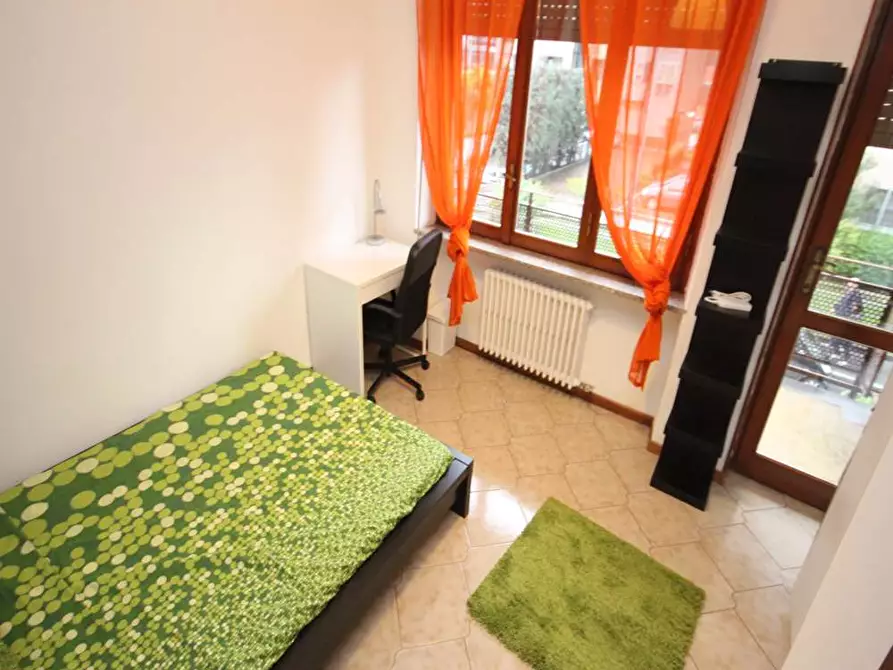 Immagine 6 di Camera in affitto  in Via Ulisse Salis10 a Milano