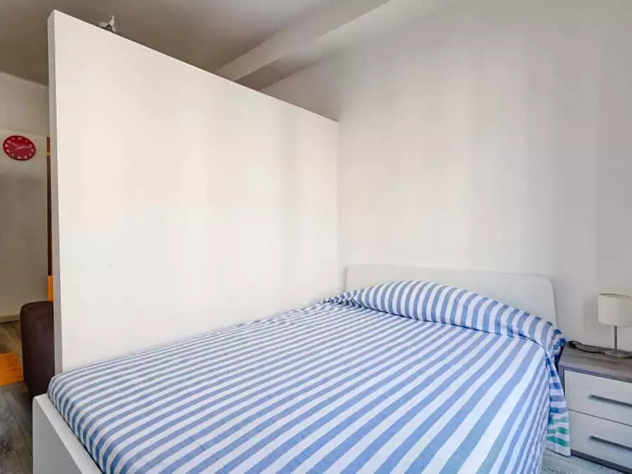 Immagine 2 di Camera in affitto  in Via Vigevano45 a Milano