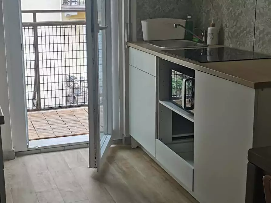 Immagine 7 di Appartamento in affitto  in Via degli Imbriani10 a Milano