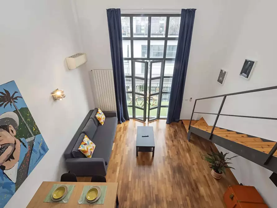 Immagine 1 di Appartamento in affitto  in Via Enrico Cosenz13 a Milano