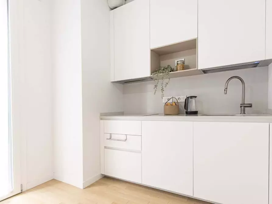 Immagine 2 di Appartamento in affitto  in Via Principe Eugenio3 a Milano