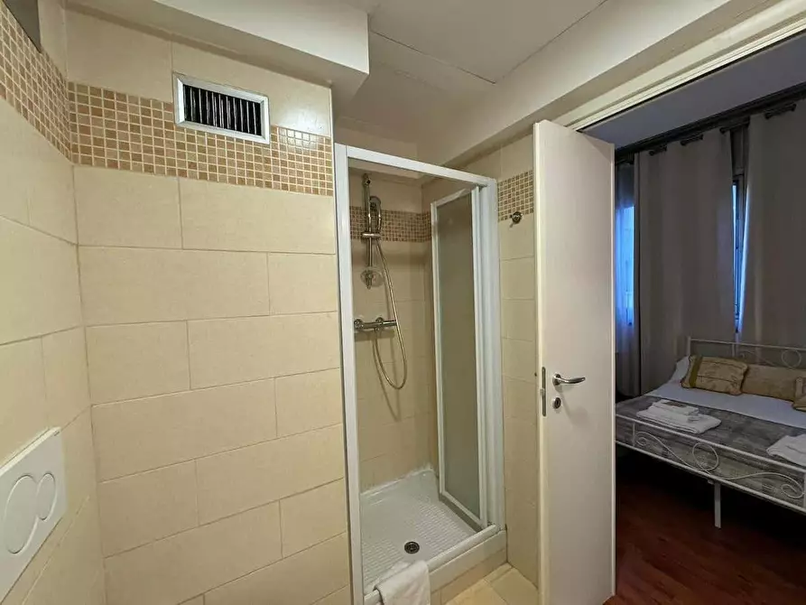 Immagine 7 di Appartamento in affitto  in Via Appia Nuova37 a Roma