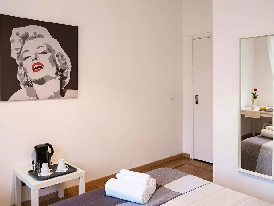 Immagine 5 di Camera in affitto  in Corso Massimo d'Azeglio78 a Torino