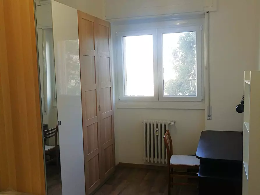 Immagine 1 di Camera in affitto  in Via Benjamin Constant22 a Milano