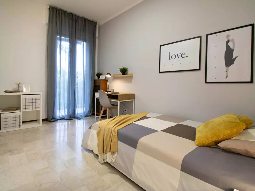 Immagine 2 di Camera in affitto  in Via Senatore Diogene Valotti26 a Brescia