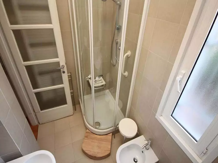 Immagine 14 di Camera in affitto  in Via Volterra12 a Milano