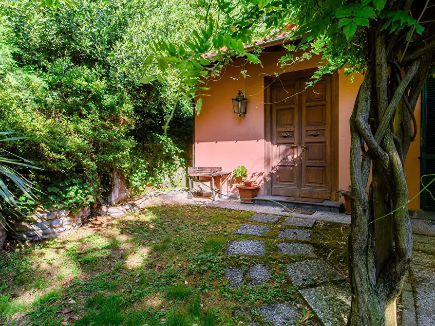 Immagine 4 di Appartamento in affitto  in Via Belvedere10 a Bizzarone