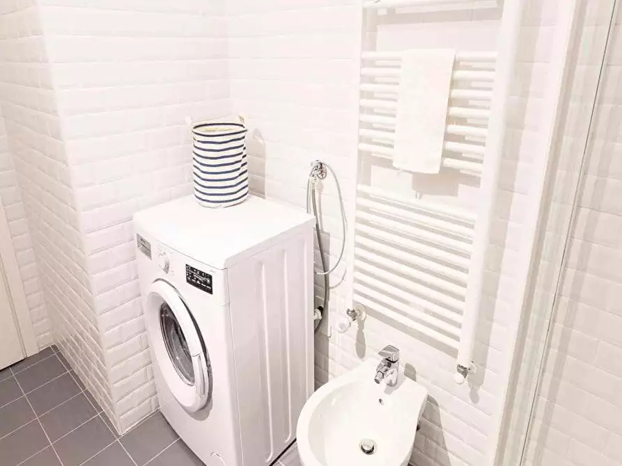 Immagine 18 di Camera in affitto  in Via Paolo Bassi22 a Milano