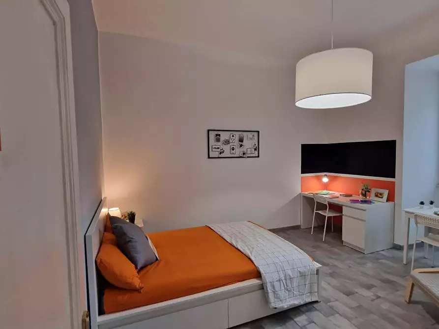 Immagine 2 di Camera in affitto  in Via Ostiense343 a Roma