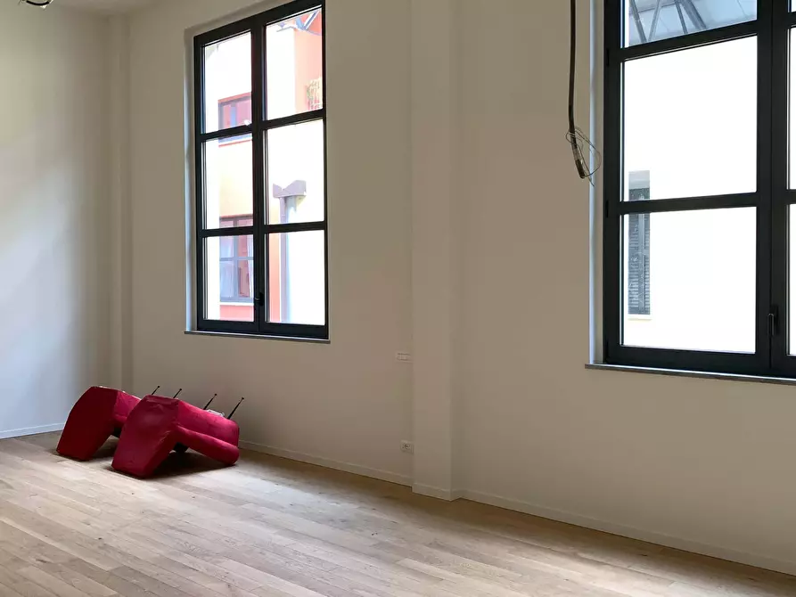 Immagine 14 di Appartamento in affitto  in Via Selvanesco77 a Milano