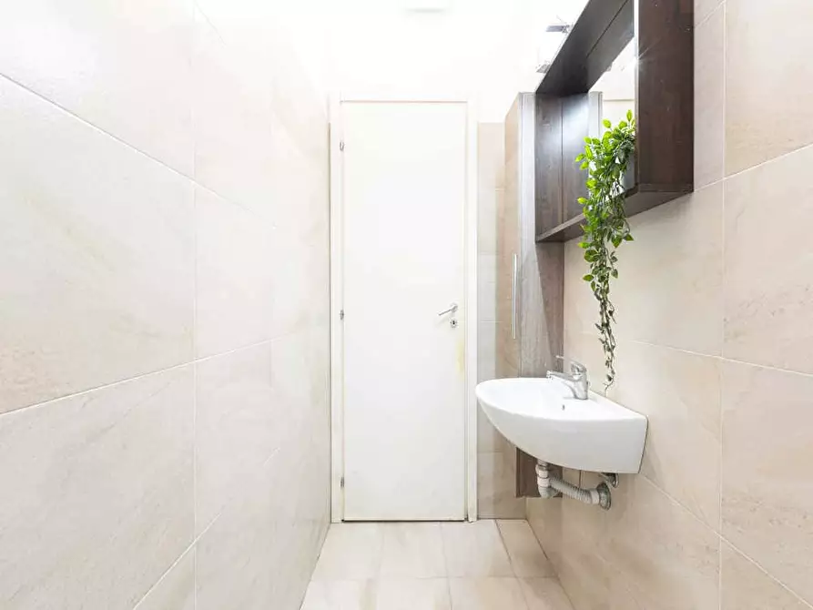 Immagine 12 di Camera in affitto  in Via Comelico8 a Milano