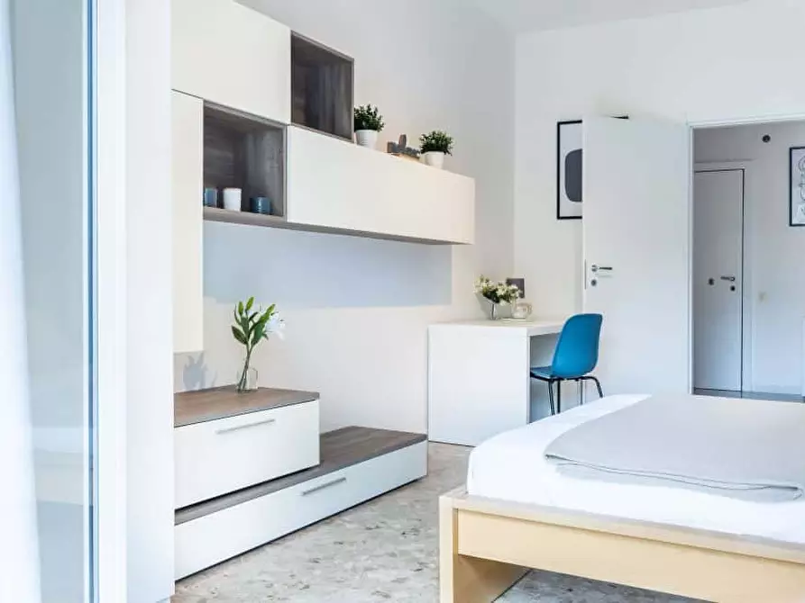 Immagine 5 di Camera in affitto  in Viale Teodorico19 a Milano