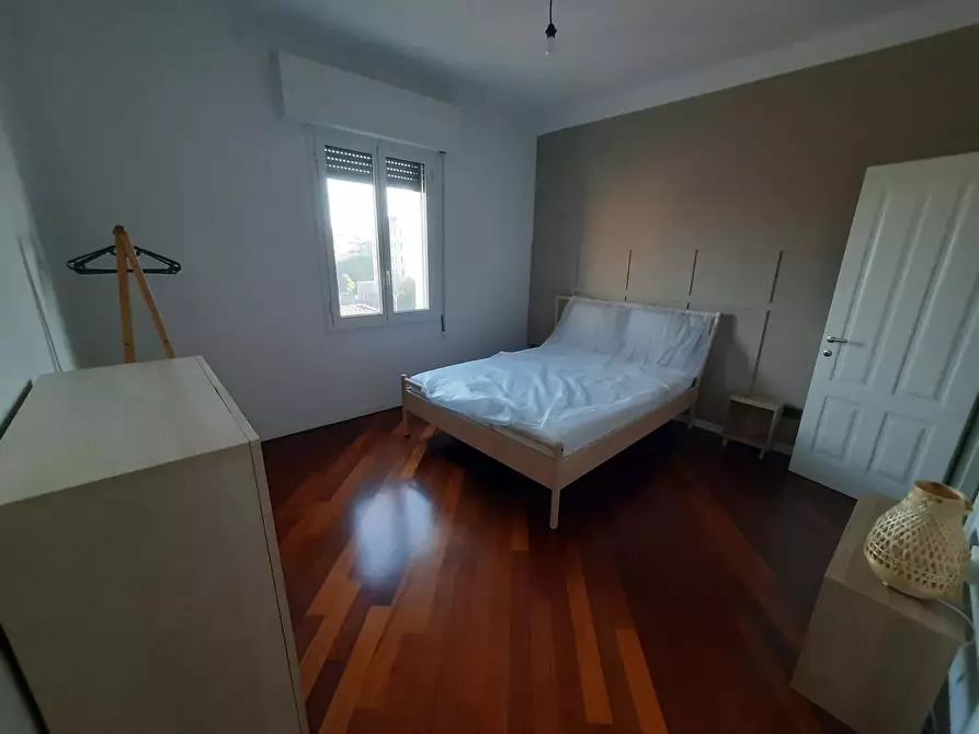 Immagine 3 di Camera in affitto  in Via Ferrarese141 a Bologna
