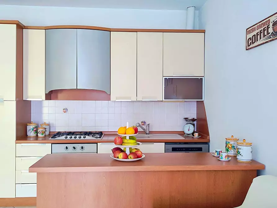 Immagine 8 di Appartamento in affitto  in Via Novara a Milano