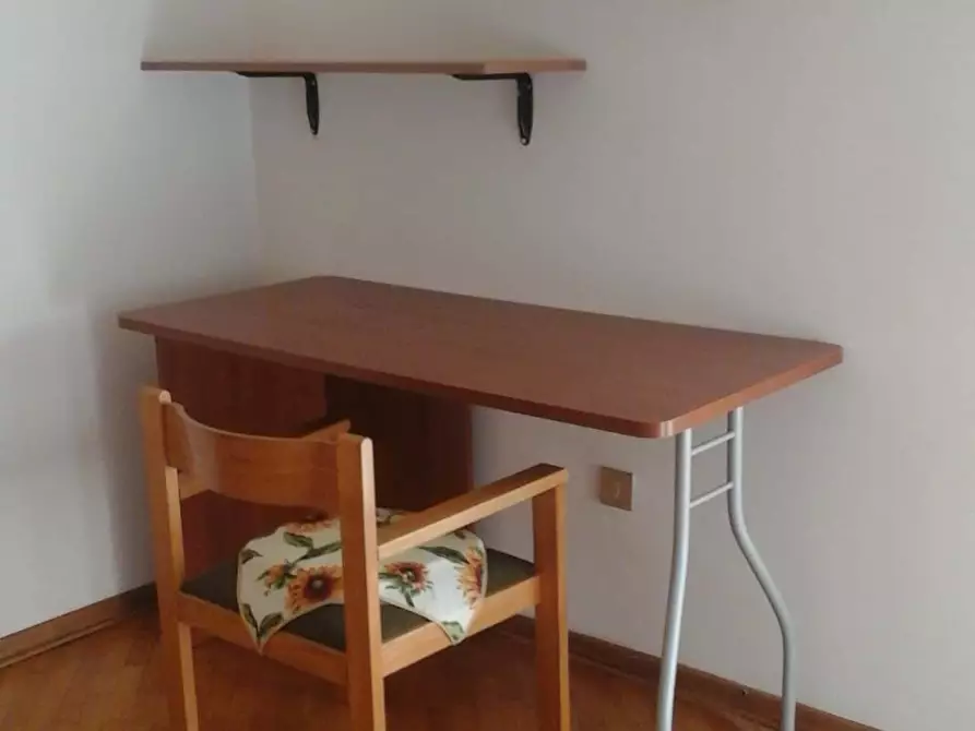 Immagine 3 di Camera in affitto  in Via Monsignor Celestino Endrici3 a Trento